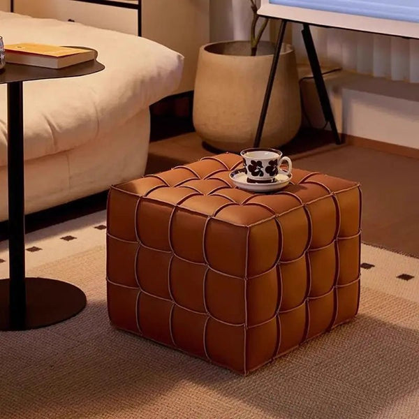 Leni Skulpturaler Pouf