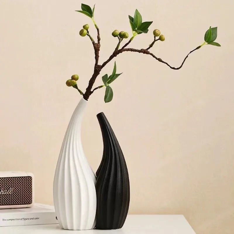Yara Minimal Keramikvase